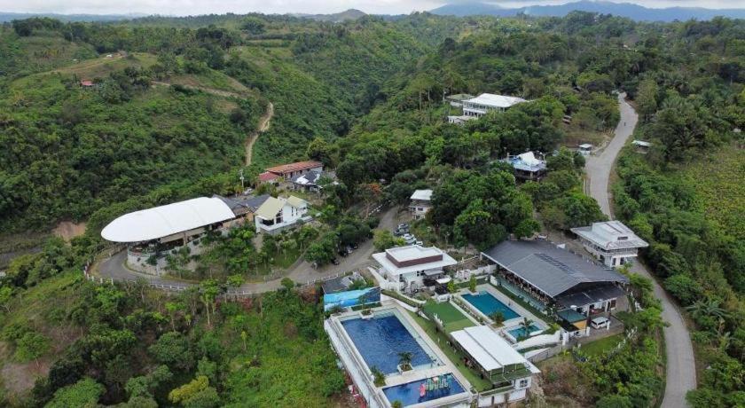 Ultra Winds Mountain Resort (Adults Only) Cagayan de Oro Zewnętrze zdjęcie